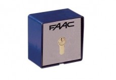 FAAC T20E spring return surface mount keyswitch (requires lock barrel)